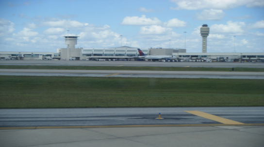 Aeropuerto Internacional de Orlando (KMCO)
